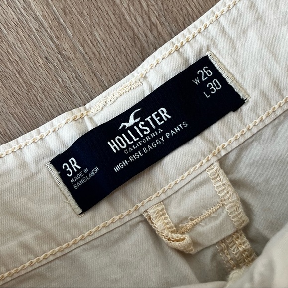 Hollister High-Rise Baggy Cargo Pants - Picture 5 of 6